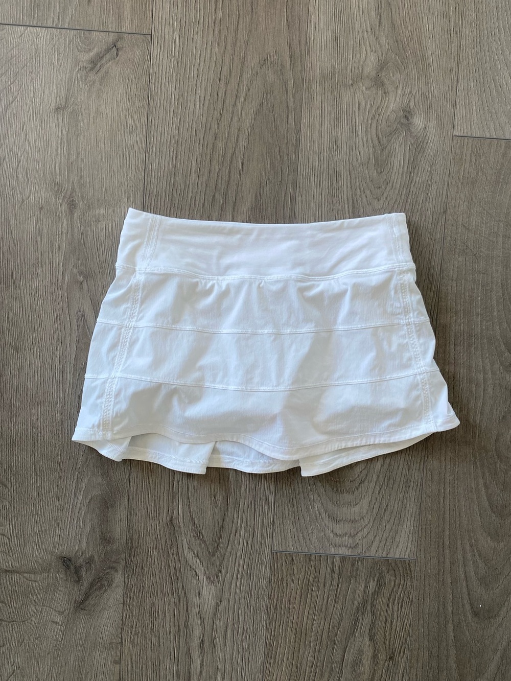 4 Reg Lululemon Pace Rival Mid-Rise Skirt